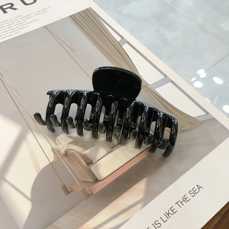 2026 New Elegant Hollow Hair Claw for Women Plastic Hair Claw Vintage Hair Clips Headband Hairpin Hair Crab Hair Accessories