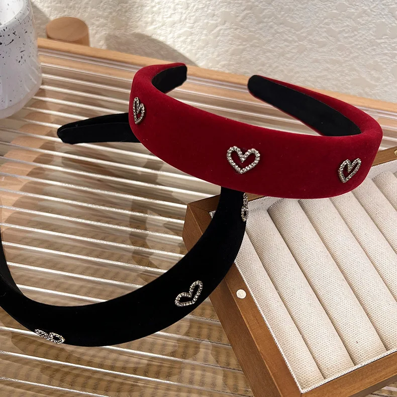 UXSL Retro Velvet Rhinestone Love Heart Headband for Women's Temperament Elegant Hair Band Wide Hair Hoop Hair Accessories Gifts