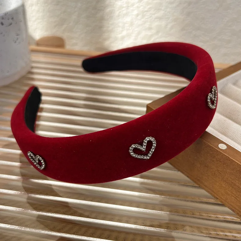 UXSL Retro Velvet Rhinestone Love Heart Headband for Women's Temperament Elegant Hair Band Wide Hair Hoop Hair Accessories Gifts