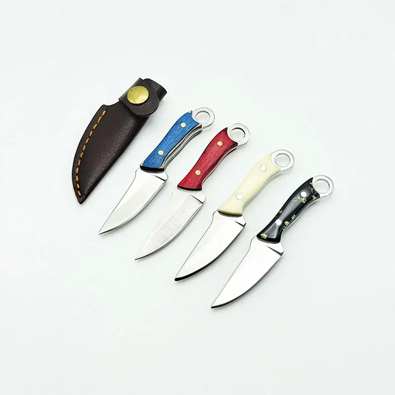 Mini knife, portable box opening knife keychain, pocket knife, Halloween gift, with knife sheath