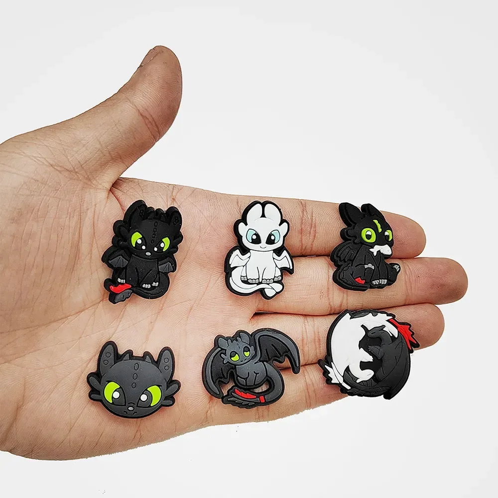 1-16pcs Cartoon Dragon Shoe Charms PVC Anime Shoes Accessories Fashion Boys Sandals Garden Shoe Buckle DIY Charms