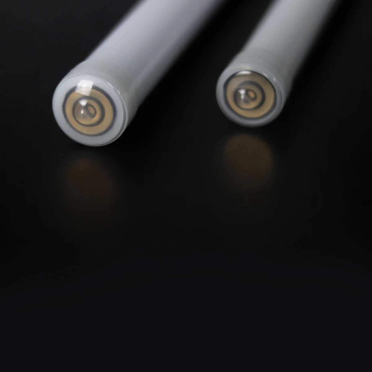 DamienSaber Lightsaber Xeno Pixel Blade 1 or 7/8 Inch 52-92cm Length LED Strip Supports Heavy Dueling