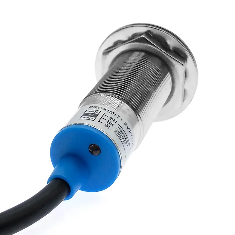 1Pcs LJ18A3-8-Z-BX/AX/AY 18A3-5-Z/BY Proximity Sensor Switch DC6~36V M18 CX/CY/EZ/DZ PNP/NPN NO NC