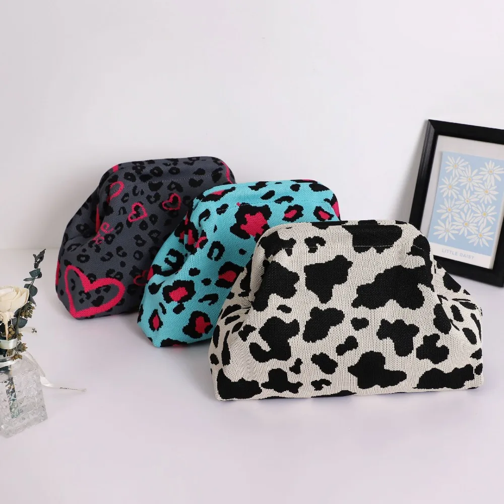 Trendy Cow Print Dot Handbag with High-End Color-Blocking Knitted Clip-On Design, Spacious and Versatile Fashion Tote.
