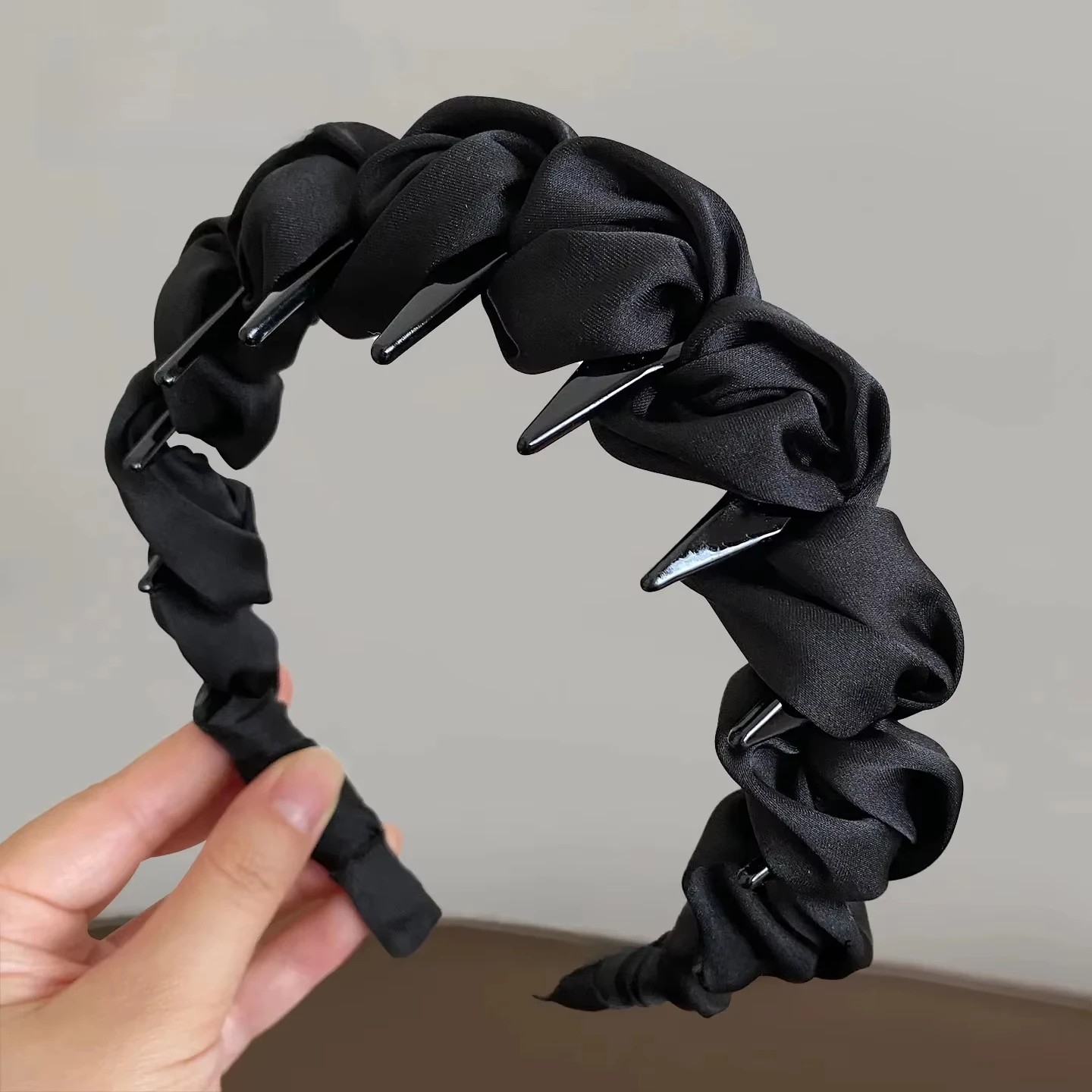 Practical Versatile Fabric Headband Women's High Skull Top Hairline Wrapping Hair Hoop Face Wash Hair Bundle Stylish 2026 New