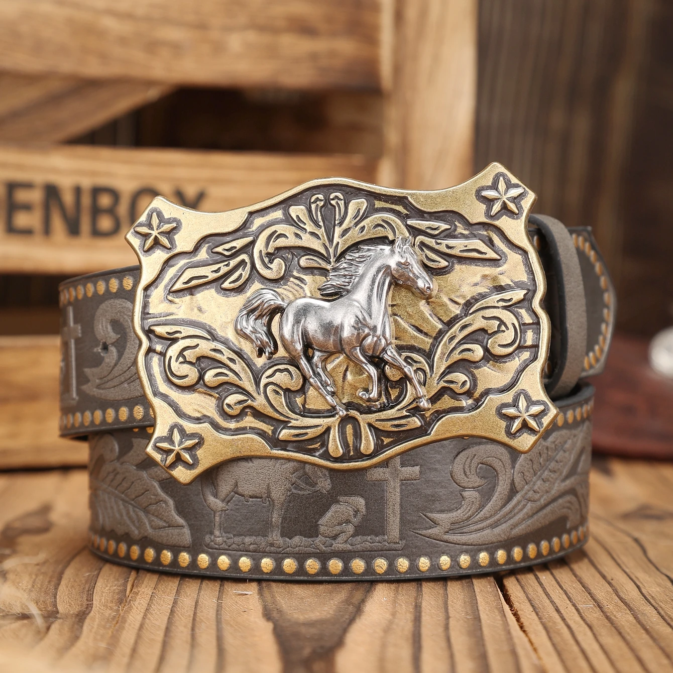 A Western-Buckle PU Belt Suitable for Both Men and Women, A Unique and Retro Brown Belt (With Perforated Nails Included)
