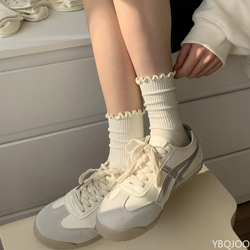 5 Pairs Polka Dot Fungus Edge Sweat Absorbing Breathable Soft Comfortable Casual Socks Women White Mid Tube Cotton Socks