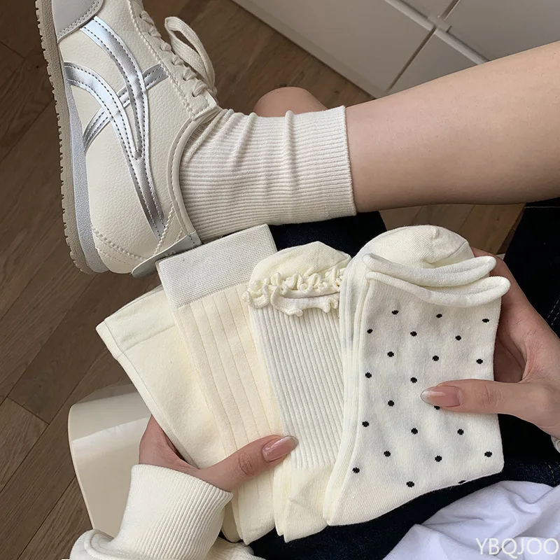 5 Pairs Polka Dot Fungus Edge Sweat Absorbing Breathable Soft Comfortable Casual Socks Women White Mid Tube Cotton Socks