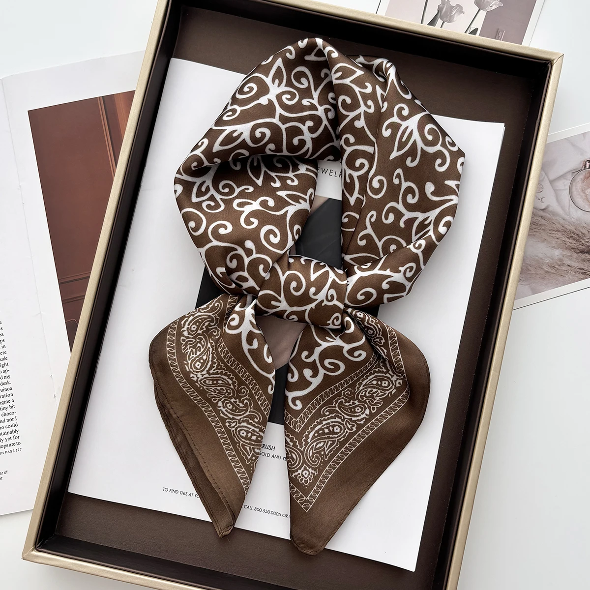 Luxury Women's Vintage Versatile Thin Satin Scarf Floral Print Hairband Spring Small Square Scarf for Tying Hair And Bags