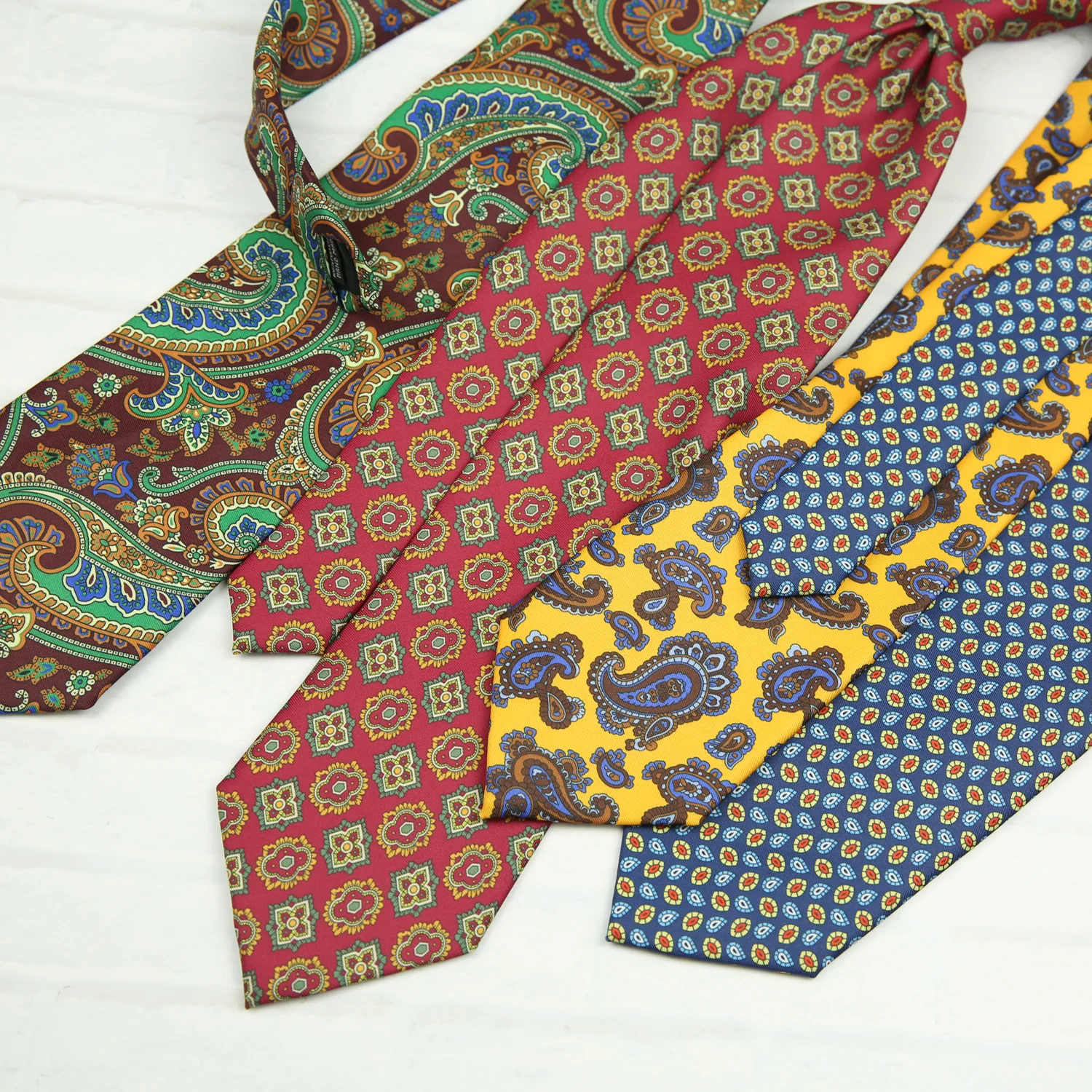 9cm Width Casual Winter Neckties Paisley Printed Neck Ties For Men Adult New Design Red Flower Silky Tie Wedding Daily Wear Gift