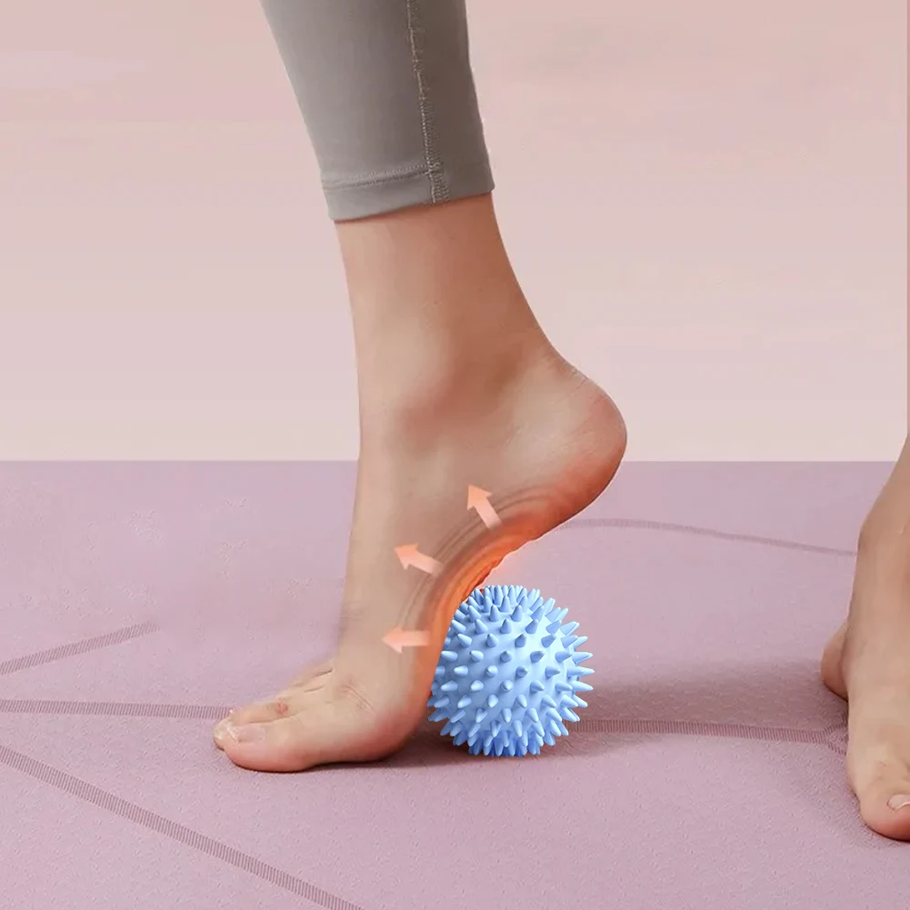 Foot Massage Ball With Spikes Pilates Yoga Sports Fitness Muscle Relaxation Massage Ball Plantar Fasciitis Therapy Ball for Hand