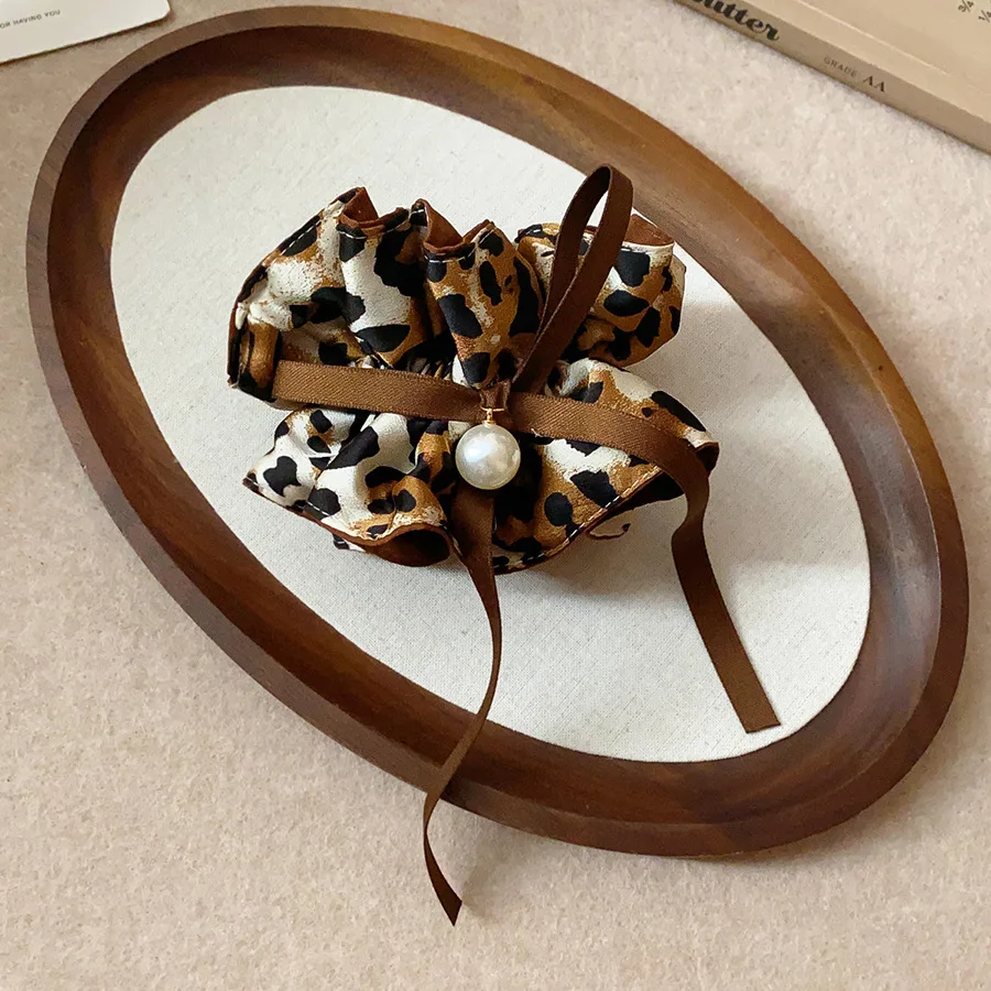 Vintage Leopard Print Headband for Women Girl Personality Fabric Wrap Hairband Creative Versatile Hair Accessories Daily Wear W
