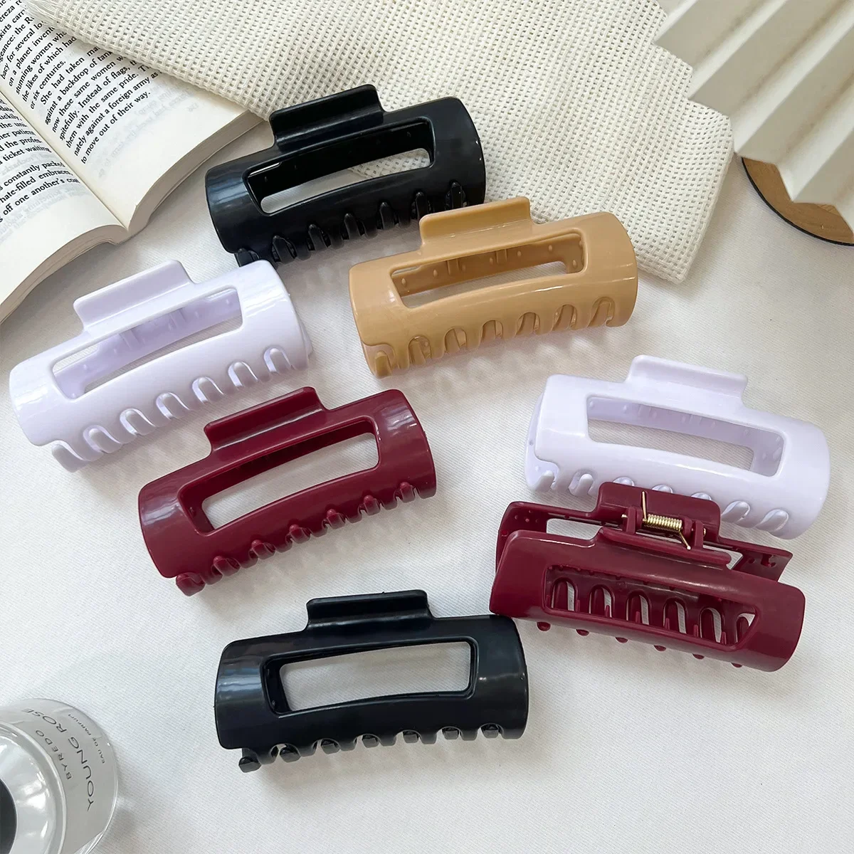 2025 Fashion Silicone Shark Clip Hair Claw Soft Anti-Collision Back Head Protection Hair Clip Anti-Fall Durable Women Hair Grip