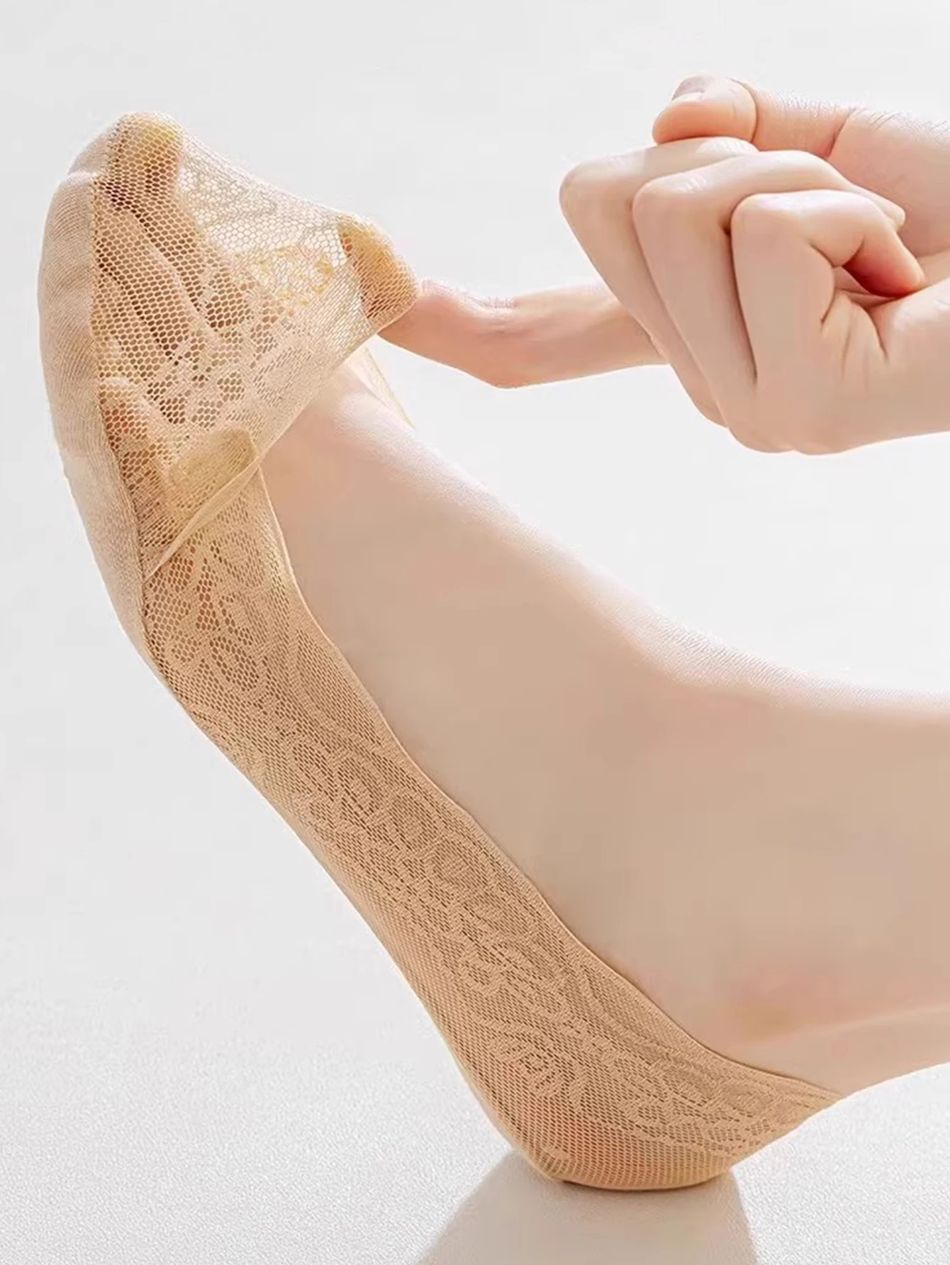 5 Pairs New Peacock Screen Lac Invisible Anti-slip Silicone Thin Socks Lace Edging For Women Summer Simplicity Boat Socks