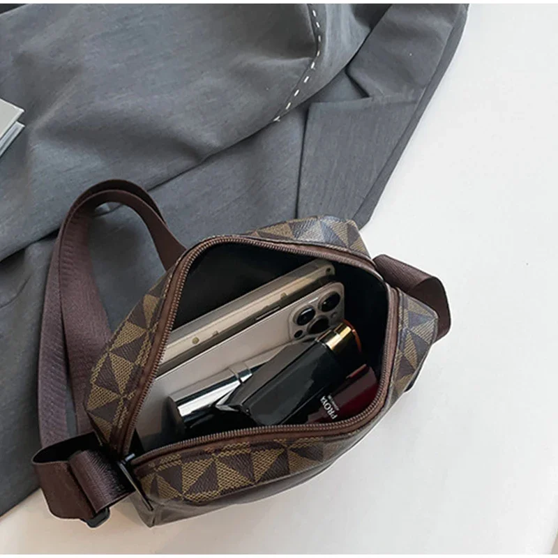 Casual Fashion Crossbody Large Capacity Small Square Bag Creative Shark Mouth Crossbody Bag Simple Coin Purse