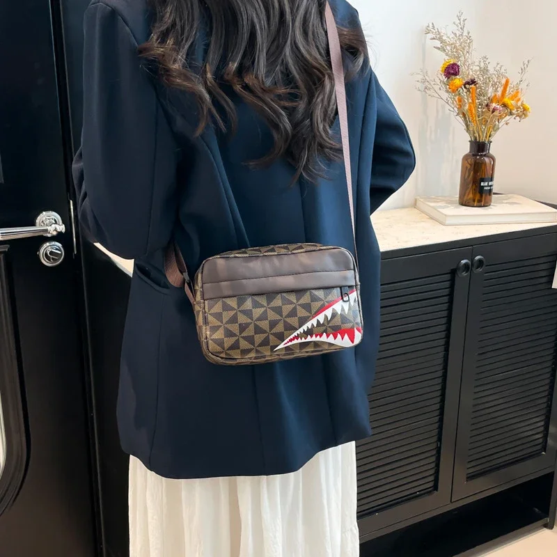 Casual Fashion Crossbody Large Capacity Small Square Bag Creative Shark Mouth Crossbody Bag Simple Coin Purse