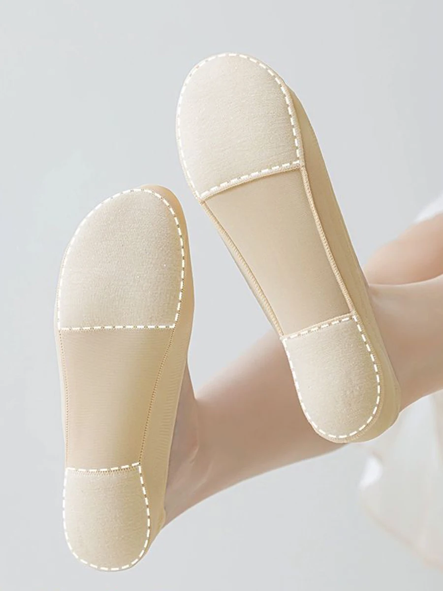 3 Pairs Of Women's Summer And Autumn Soft And Fashionable Thin Anti Slip Padded Short Socks