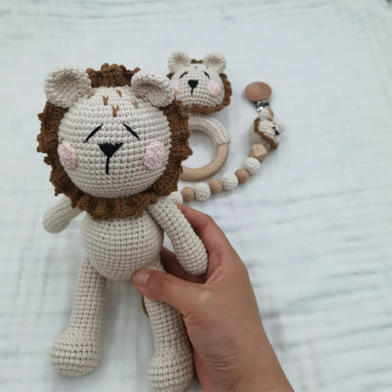 Amigurumi Crochet Lion Baby Teether kawaii Stuffed Animal Doll Beech Wood Newborn Teether Ring Pacifier Clip Baby Birth Gift Box