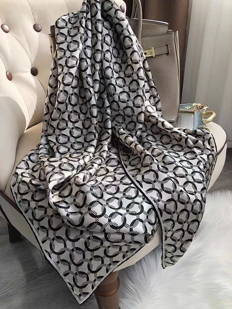 Coffee Gold 100% Mulberry Silk Women's Scarf Bandana Fashion Plaisley Style Square Scarves Hijabs Winter Brand Headscarf Foulard