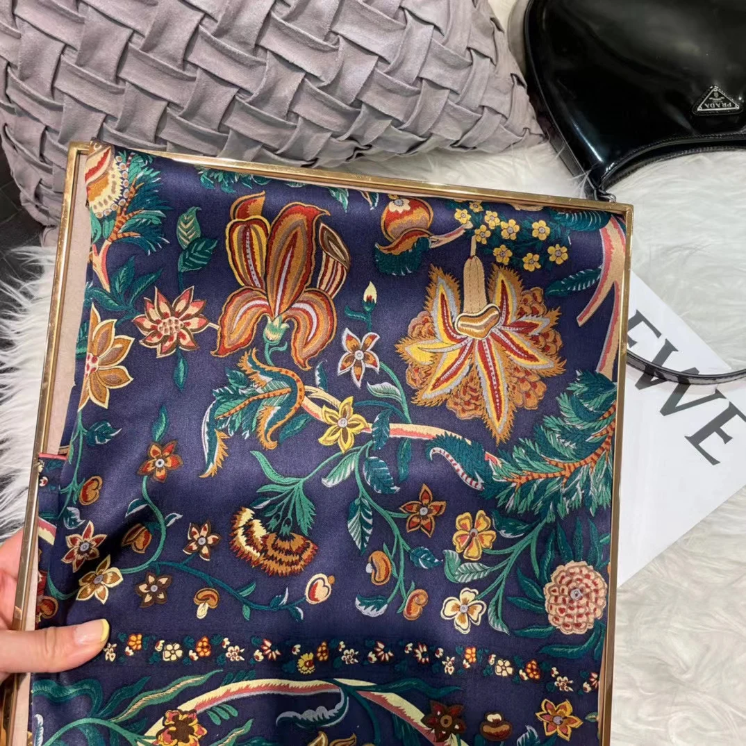 Coffee Gold 100% Mulberry Silk Women's Scarf Bandana Fashion Plaisley Style Square Scarves Hijabs Winter Brand Headscarf Foulard