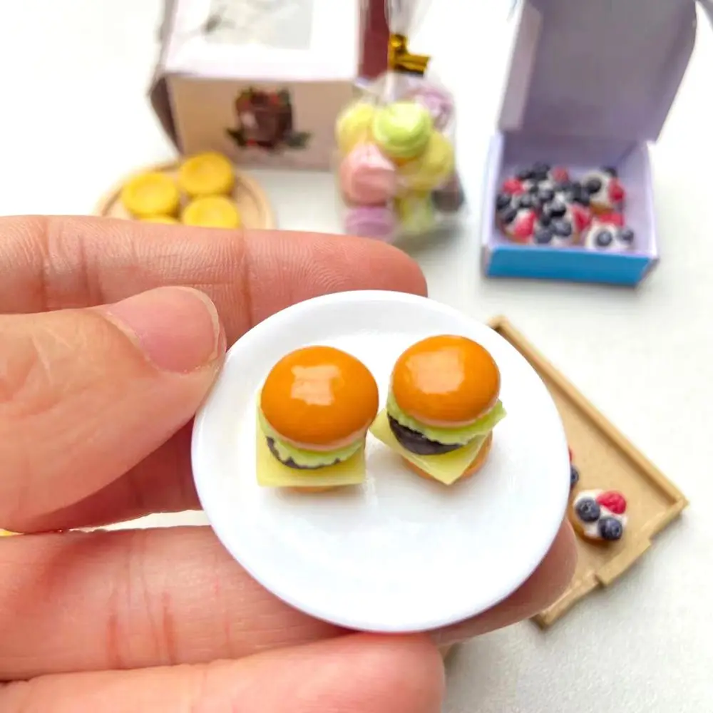 1:12 Miniature Hamburger Mini Fruit Salad Pretend Food for Blyth OB11 BJD Doll House Kitchen Play Toys Accessories