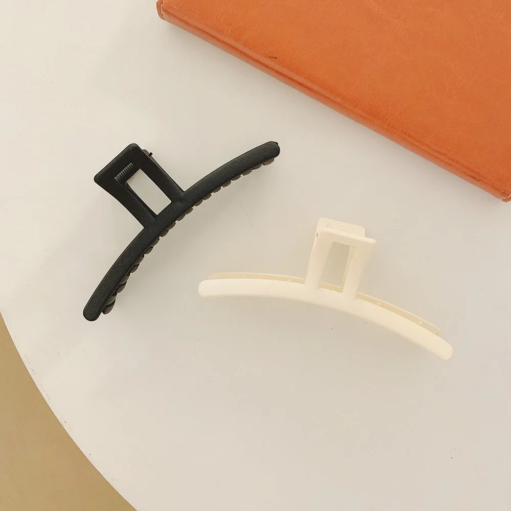 New Fashion Large Frosted Temperament Hairpin Hair Claw Barrettes for Women Girl Hair Accessories Headwear Wholesale