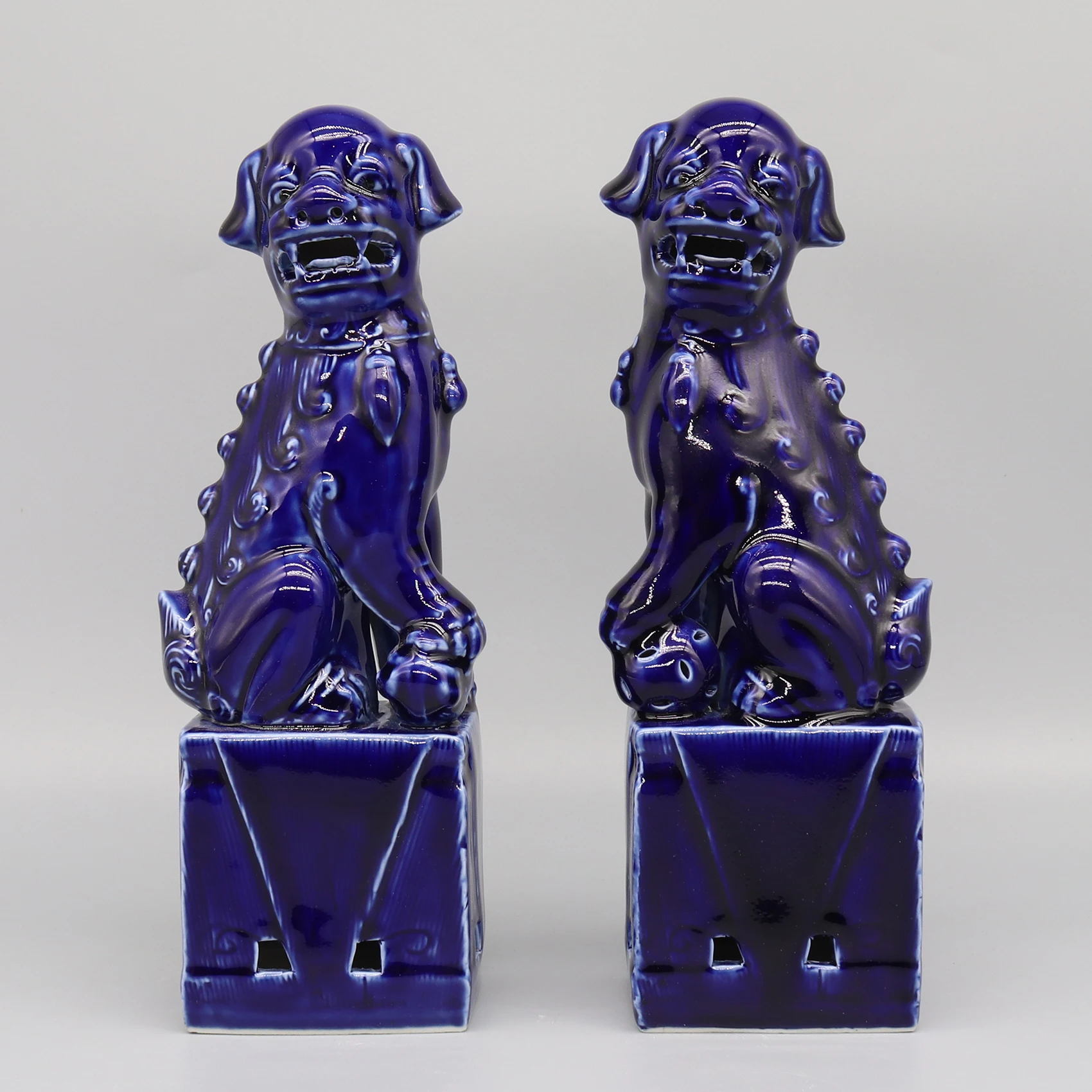 Pair of Foo Dogs, Fu Dogs, Buddha Dogs, Chinese Guardian Lions, Ceramic Sculpture, Home Decoration