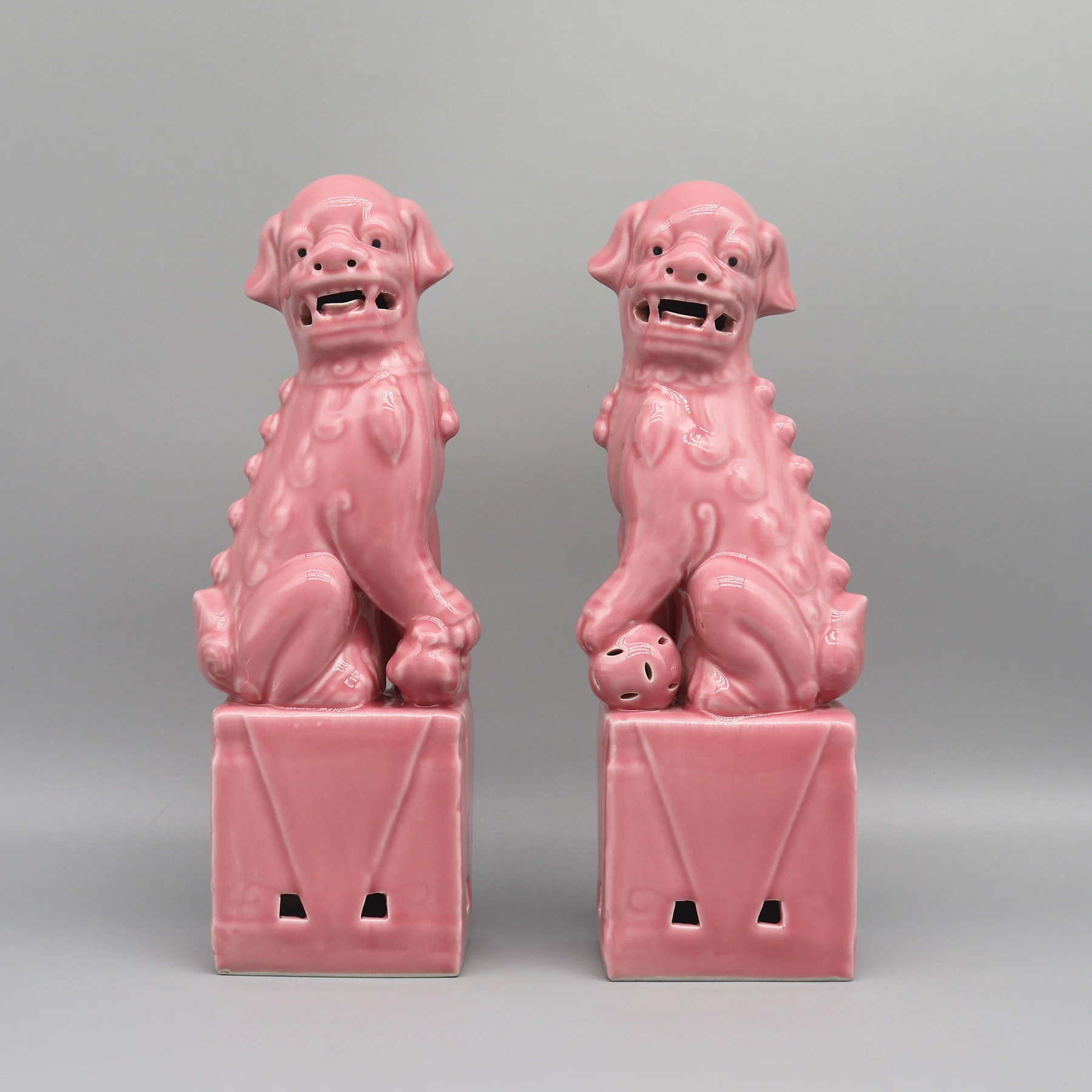 Pair of Foo Dogs, Fu Dogs, Buddha Dogs, Chinese Guardian Lions, Ceramic Sculpture, Home Decoration