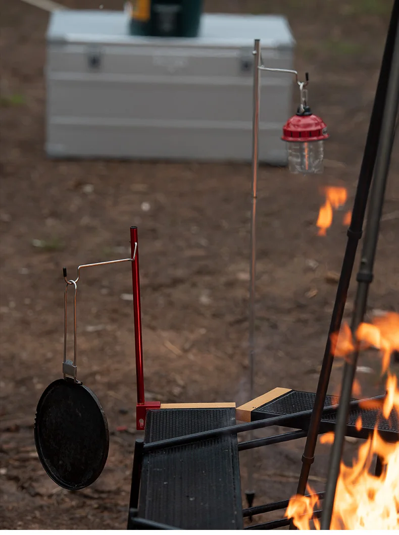 Naturehike Lantern Hanger Outdoor Travel Lamp Stand Folding Tent Light Pole Lamp Hanger Portable Camping Equipment Lantern Stand