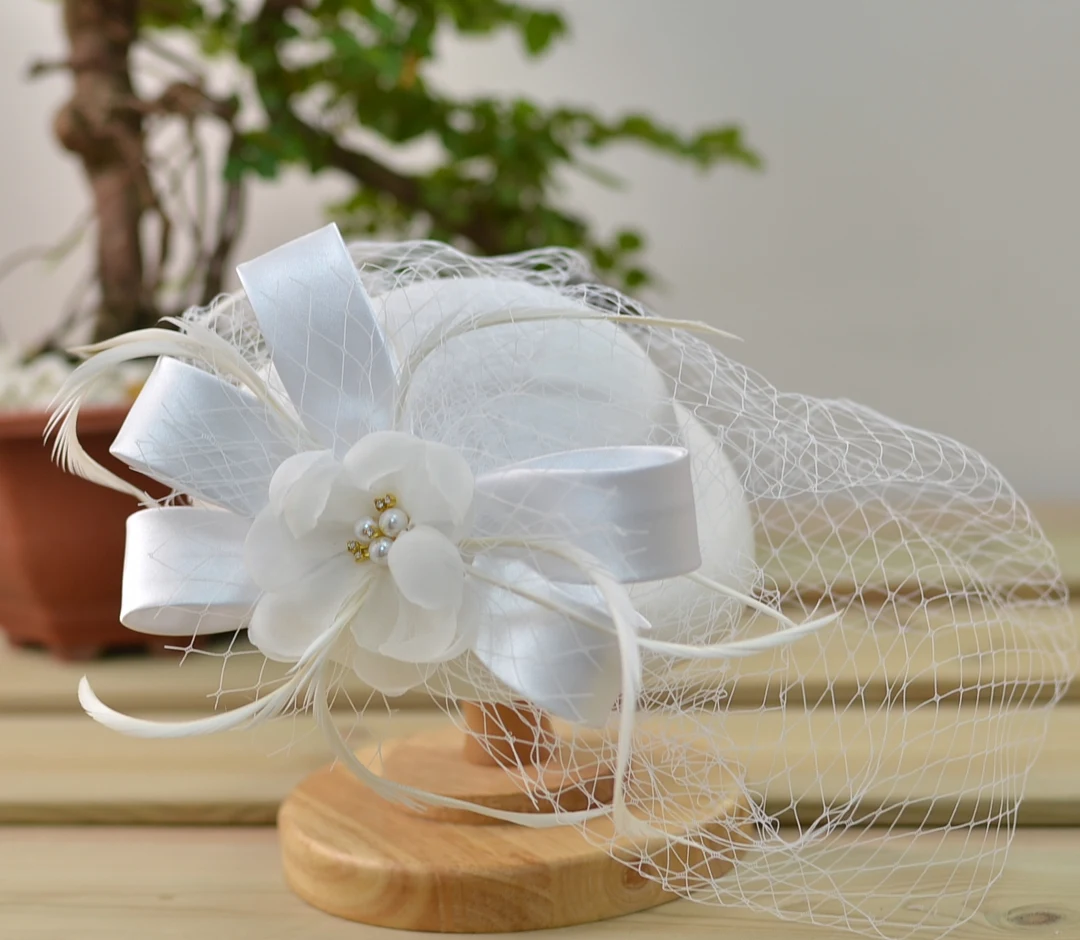 Satin Fascinator Hat With Veil, Bridal Rhiunstone Beaded Hat Fashion Hat for Women Ladies