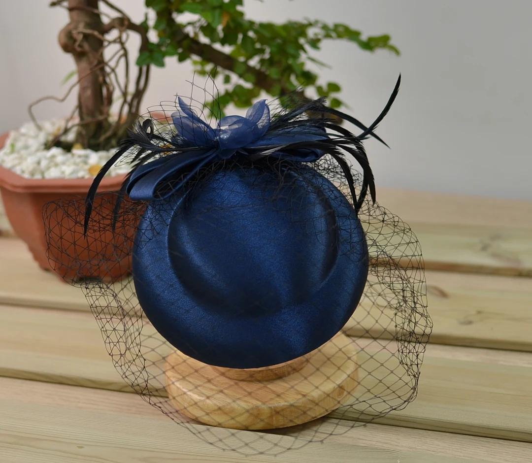 Satin Fascinator Hat With Veil, Bridal Rhiunstone Beaded Hat Fashion Hat for Women Ladies