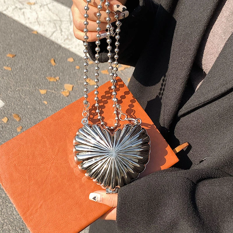 Personality Love Heart Mini Metal Lipstick Bag Brand Shoulder Bags for Women Chain Crossbody Bag Handbag and Purse Female Clutch
