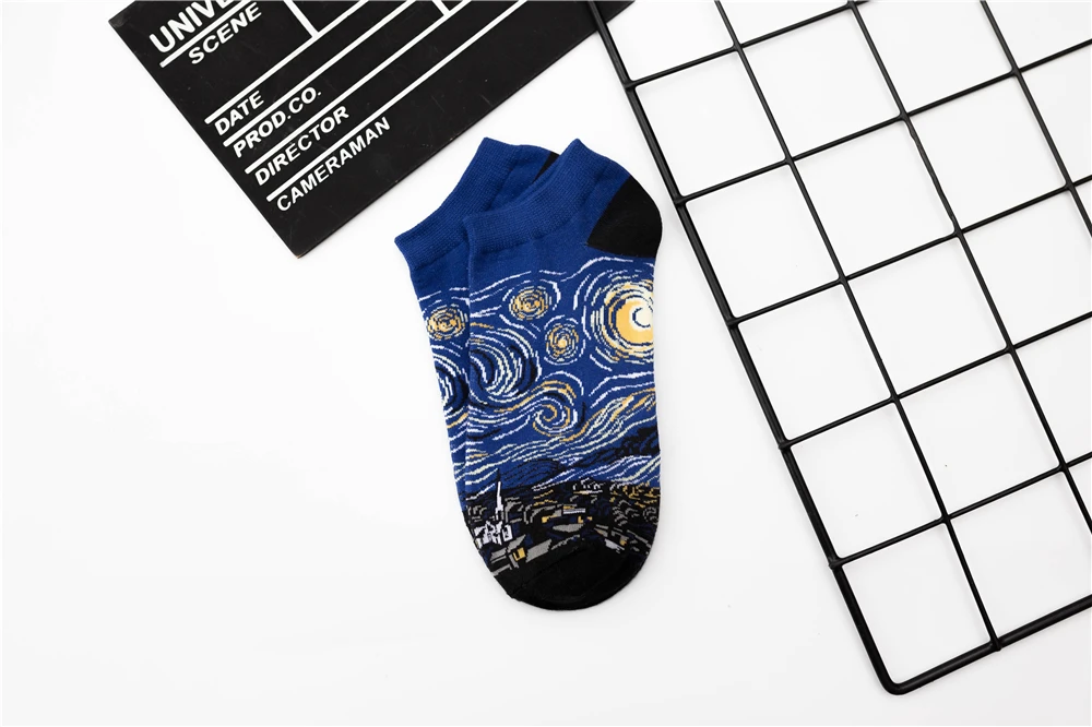 Women's New Retro Art Mural World Famous Oil Painting Series Funny Angel Mona Lisa Scream Van Gogh Starry Sky Short Ankle Socks