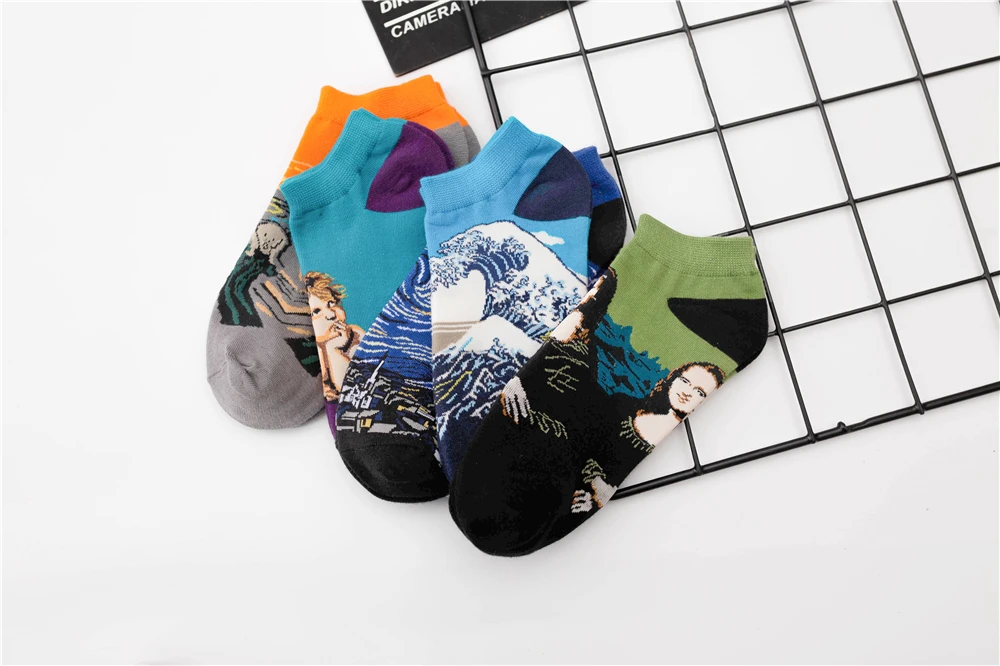Women's New Retro Art Mural World Famous Oil Painting Series Funny Angel Mona Lisa Scream Van Gogh Starry Sky Short Ankle Socks