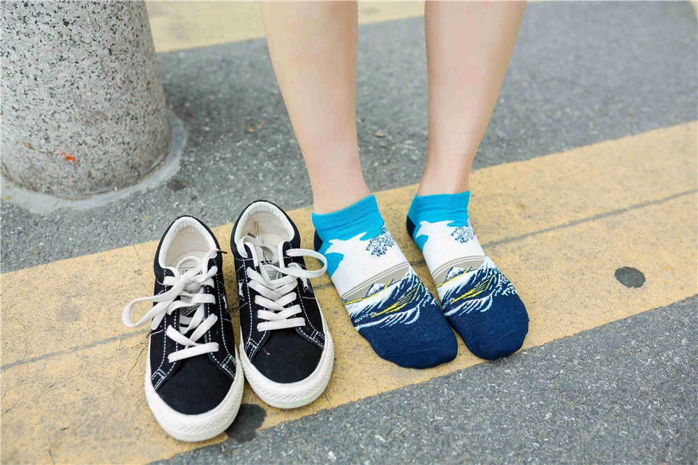 Women's New Retro Art Mural World Famous Oil Painting Series Funny Angel Mona Lisa Scream Van Gogh Starry Sky Short Ankle Socks