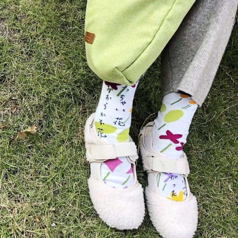 Japanese Multi-Color Jacquard Carrot Chestnut Flower Literary Cute Two-Toe Socks Middle Tube Tabi Split Toe Socks Tide Socks