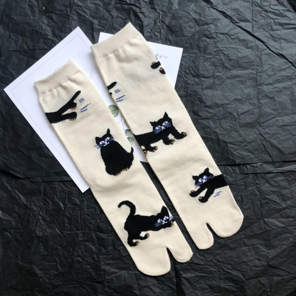 Japanese Multi-Color Jacquard Carrot Chestnut Flower Literary Cute Two-Toe Socks Middle Tube Tabi Split Toe Socks Tide Socks