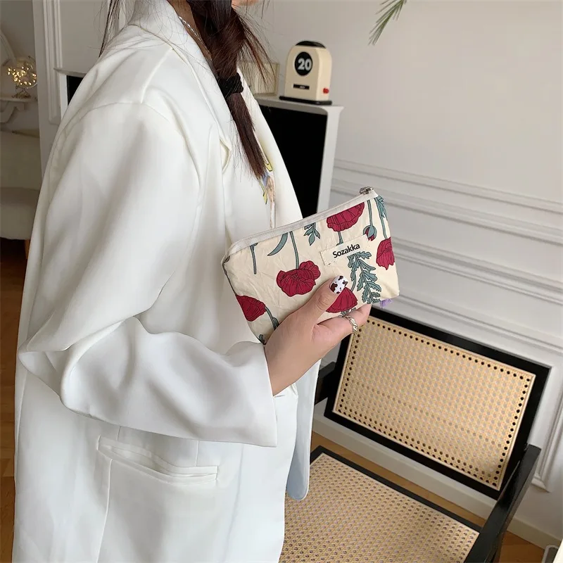 Kawaii Floral Travel Portable Coin Purse Cosmetic Lipstick Storage Bag Women Makeup Handbags Wallet Organizer Small Pouch Bags