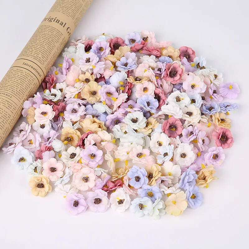 50Pcs 3cm Mini Daisy Decorative Flower Artificial Silk Flowers Party Wedding Decorations Home Wall Decor DIY Sewing Accessories