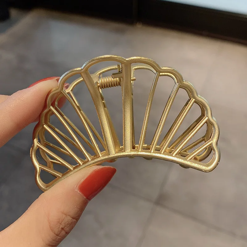2022 Multiple Styles Fashion Alloy Geometric Large Butterfly Love Pendant Hairpin Barrettes for Women Girl Accessories Headwear