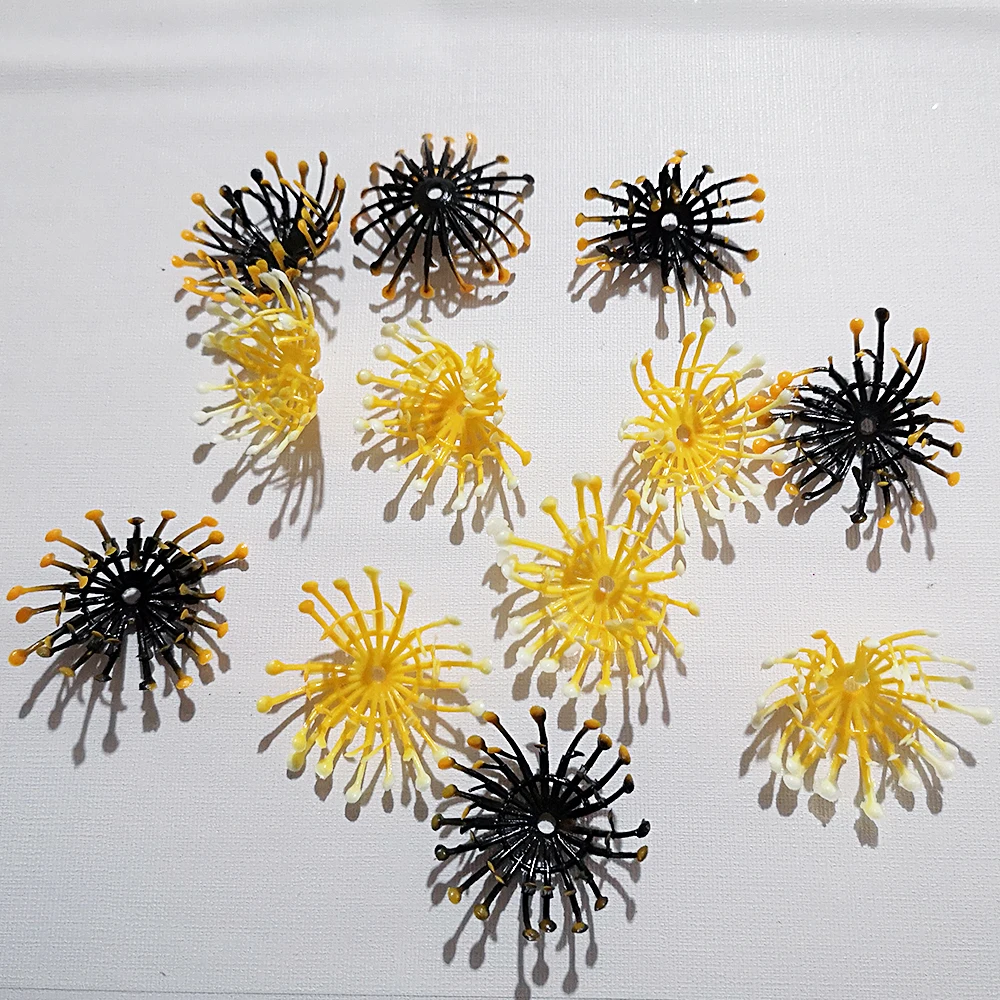 20pcs Daisy DIY Flower Wedding Christmas Home Decoration Artificial Plastic Plant Wall Decoration Miniature Garden Decoration
