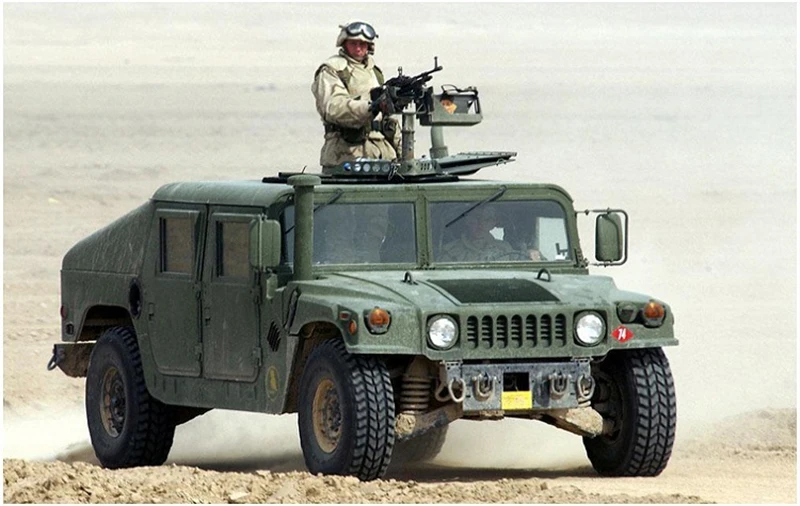 1:18 Hummer H1 Alloy Military Explosion Proof Car Model Diecasts Simulation Metal Off-road Vehicles Armored Car Model Kids Gifts