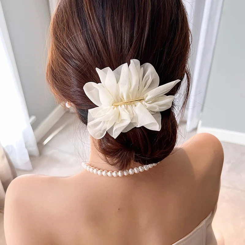 Big Spring Hair Claw Clips Women Metal Chiffon Flowers Ponytail Holder Hairpin Barrettes Fashion Girls Hair Accessories Hairgrip