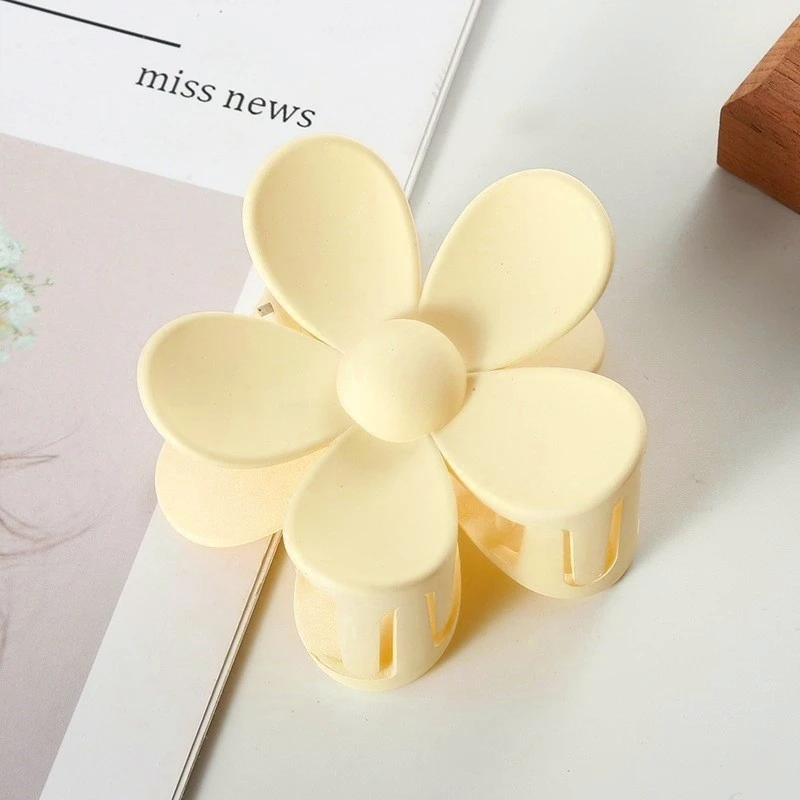 Large Size Fashion Flower Sculpt Hair Claws Colourful Ponytail Hair Accessories Matte Claw Clips For Women Or Girls