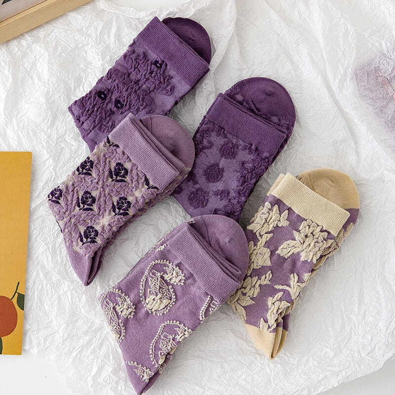 Fashion Harajuku Retro Woman Floral Vintage Socks Novelty Ethnic Print Kawaii Cute Cotton Casual Breathable Ladies Girls Funny