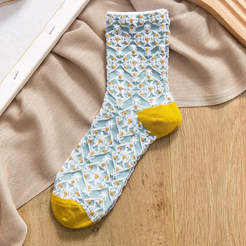 Fashion Harajuku Retro Woman Floral Vintage Socks Novelty Ethnic Print Kawaii Cute Cotton Casual Breathable Ladies Girls Funny