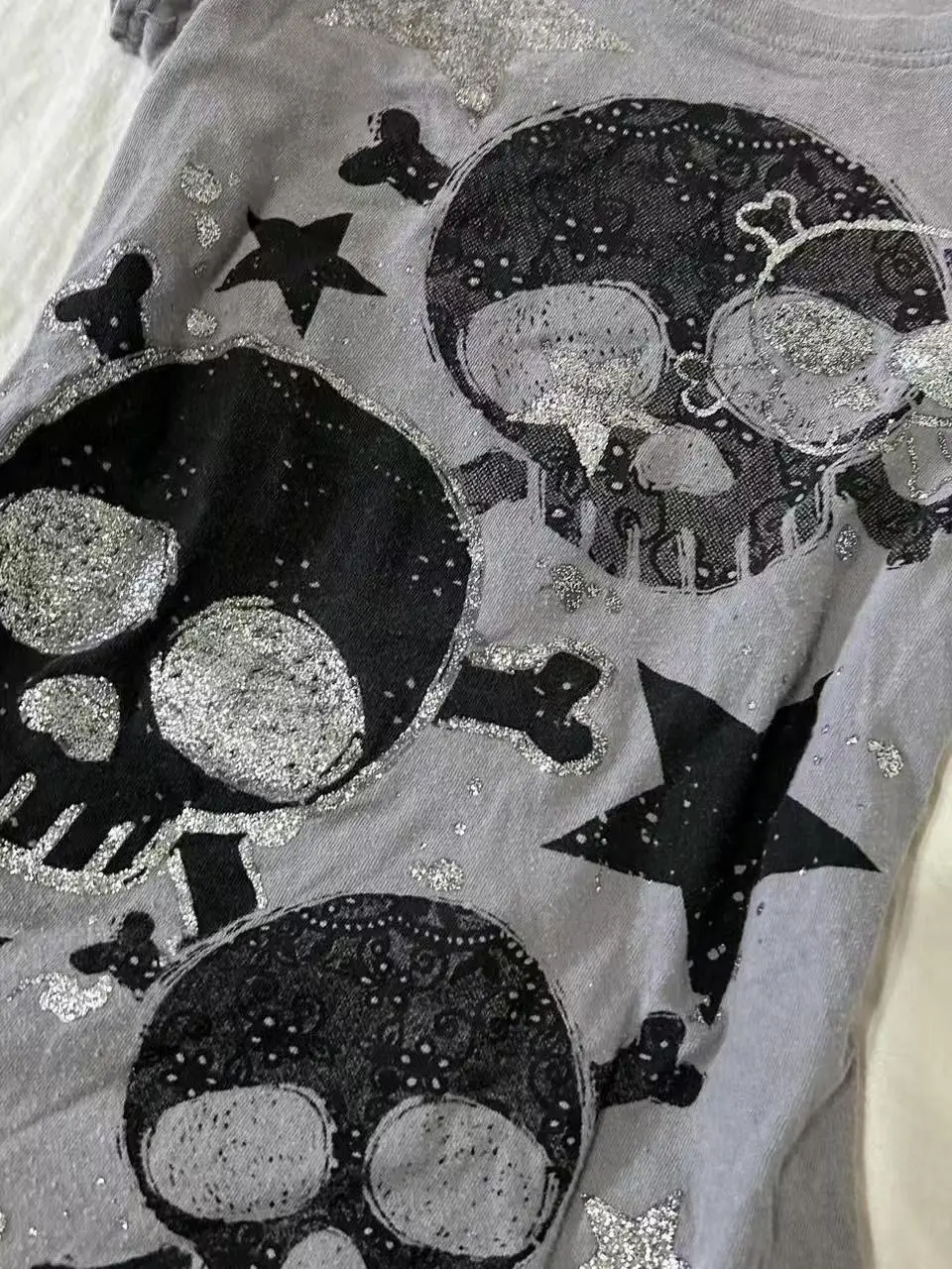 Japanese Y2k Women's Tees 2000s Hottie Clothes Tops Star Skull Graphic Print T Shirts Goth Emo Punk Aesthetics Chic T-shirt