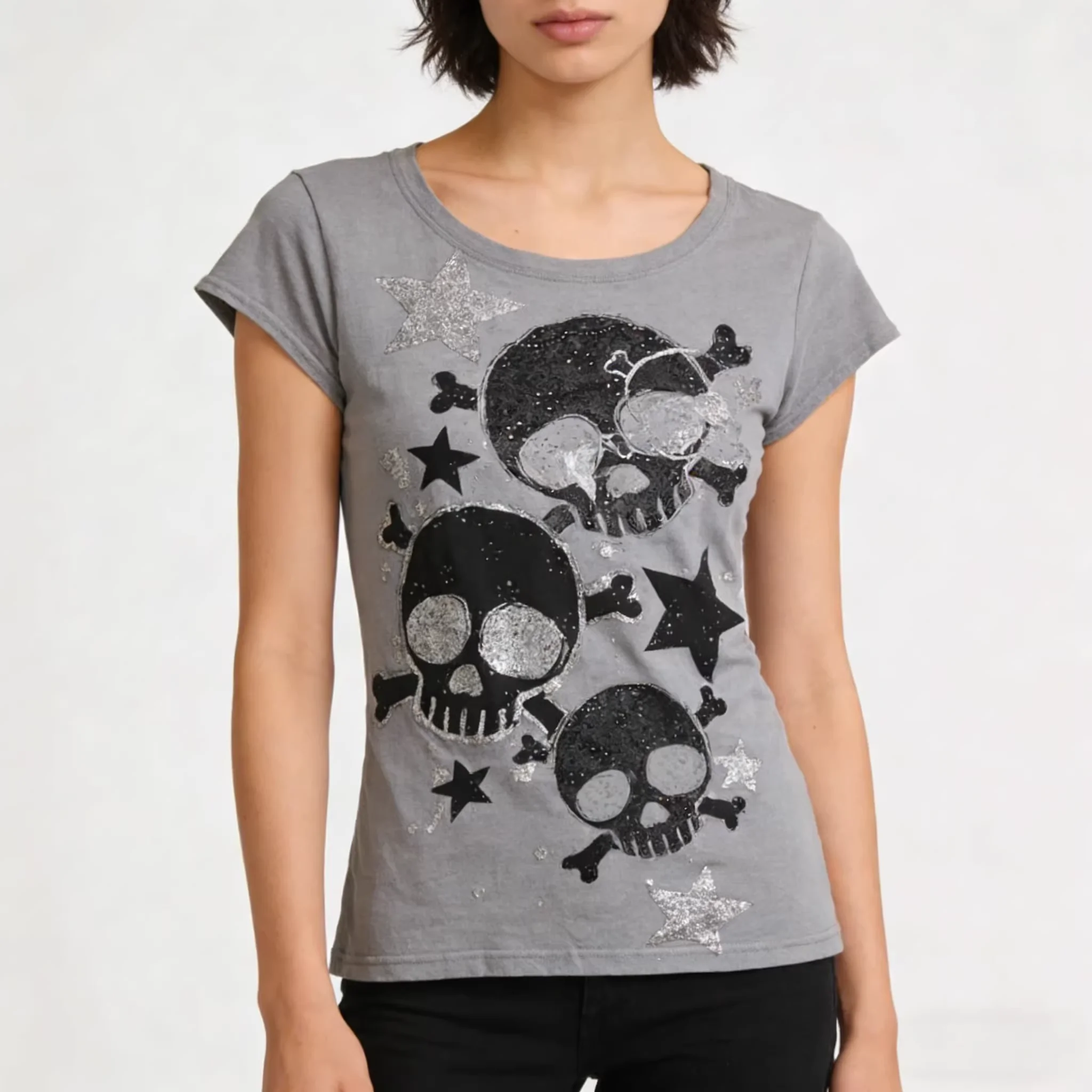Japanese Y2k Women's Tees 2000s Hottie Clothes Tops Star Skull Graphic Print T Shirts Goth Emo Punk Aesthetics Chic T-shirt