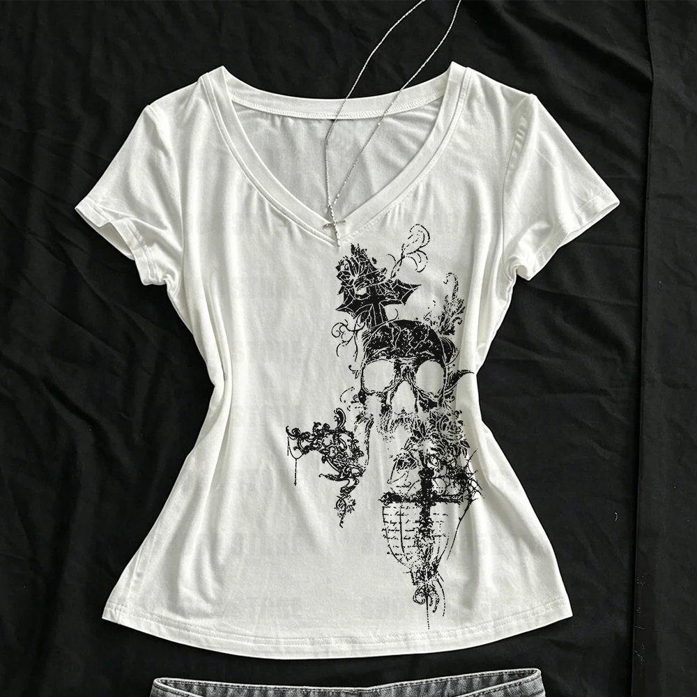 Skeleton crop top with independent pattern printed short sleeved T-shirt for women, 2000s Aesthetic Mall Goth E-girl Gothic T-sh