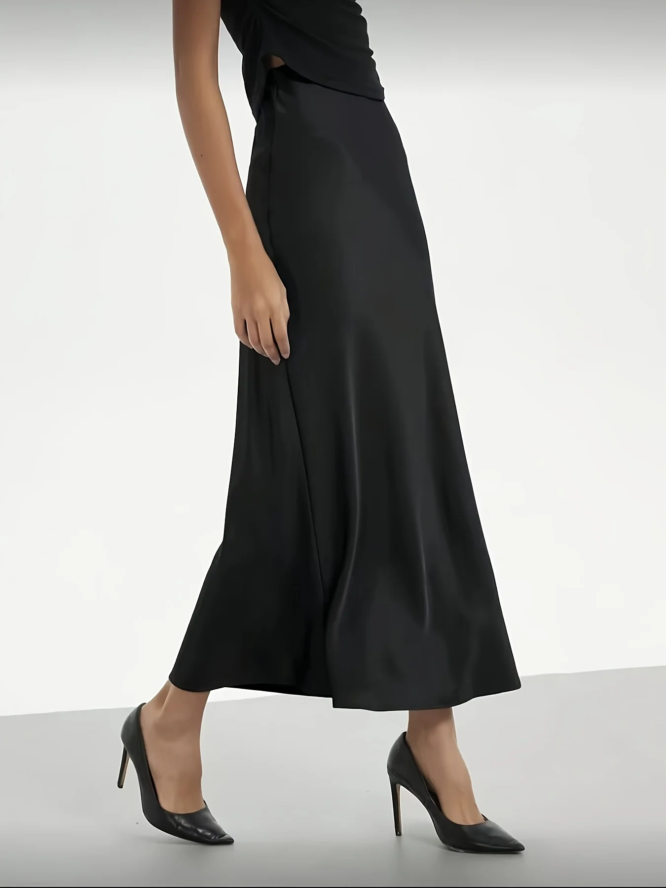 Women's Satin Midi Skirt, High‑waisted Slim Straight, Elegant Draping, Mature Versatile for Commute, Vacation & Parties